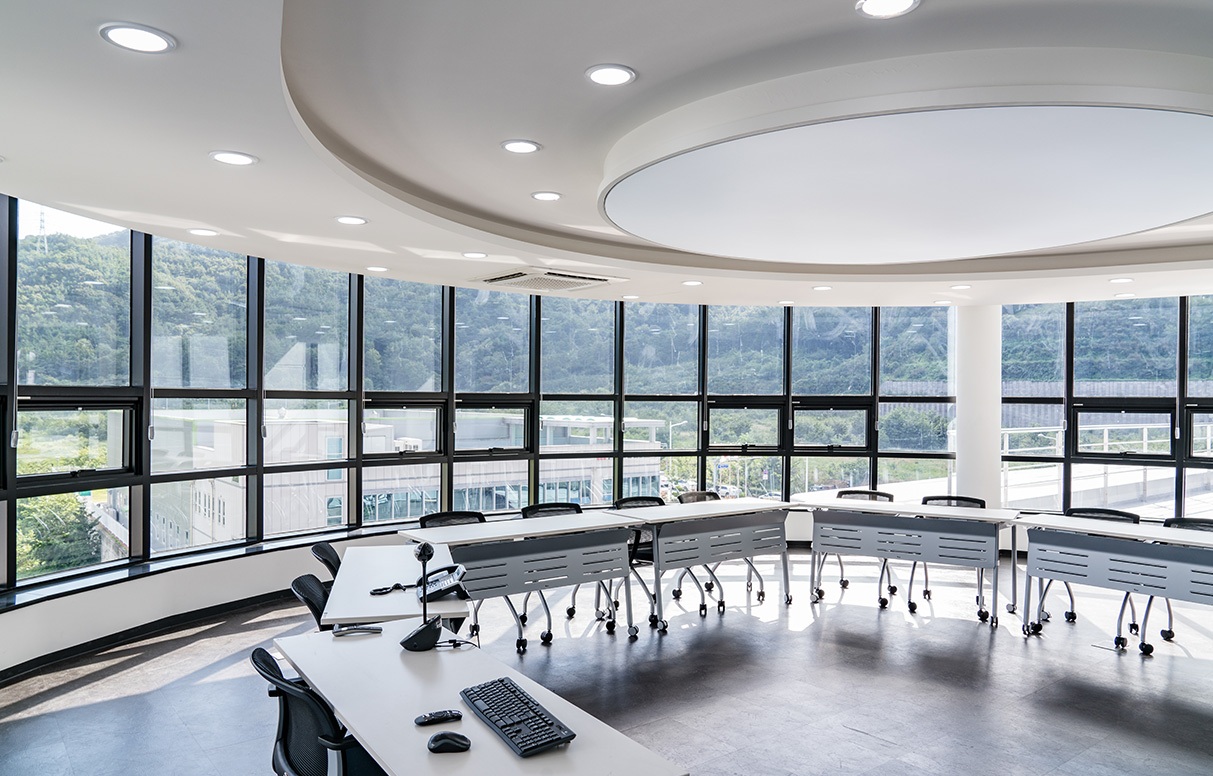 Geislinger architecture corporate meeting room busan 171027 150432