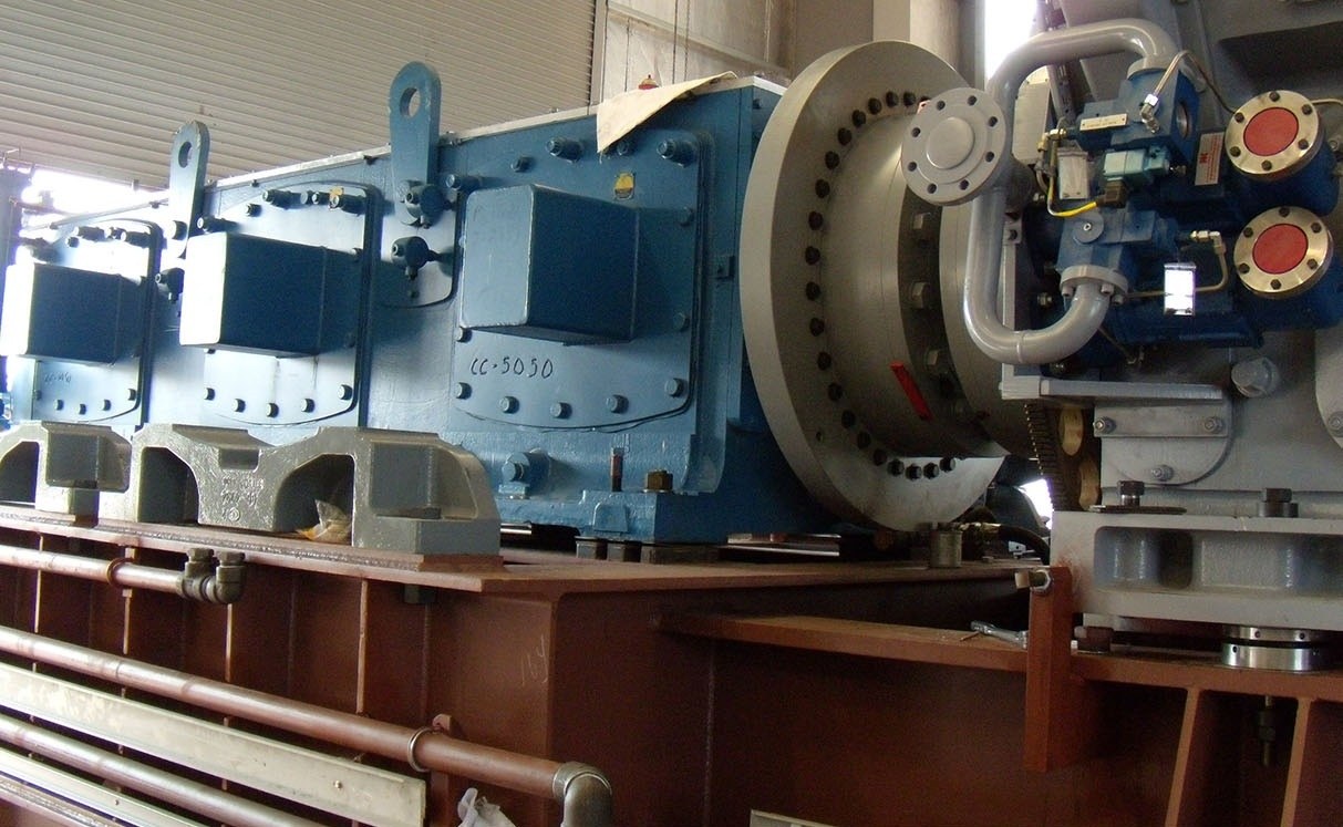 Geislinger coupling installed between engine and compressor